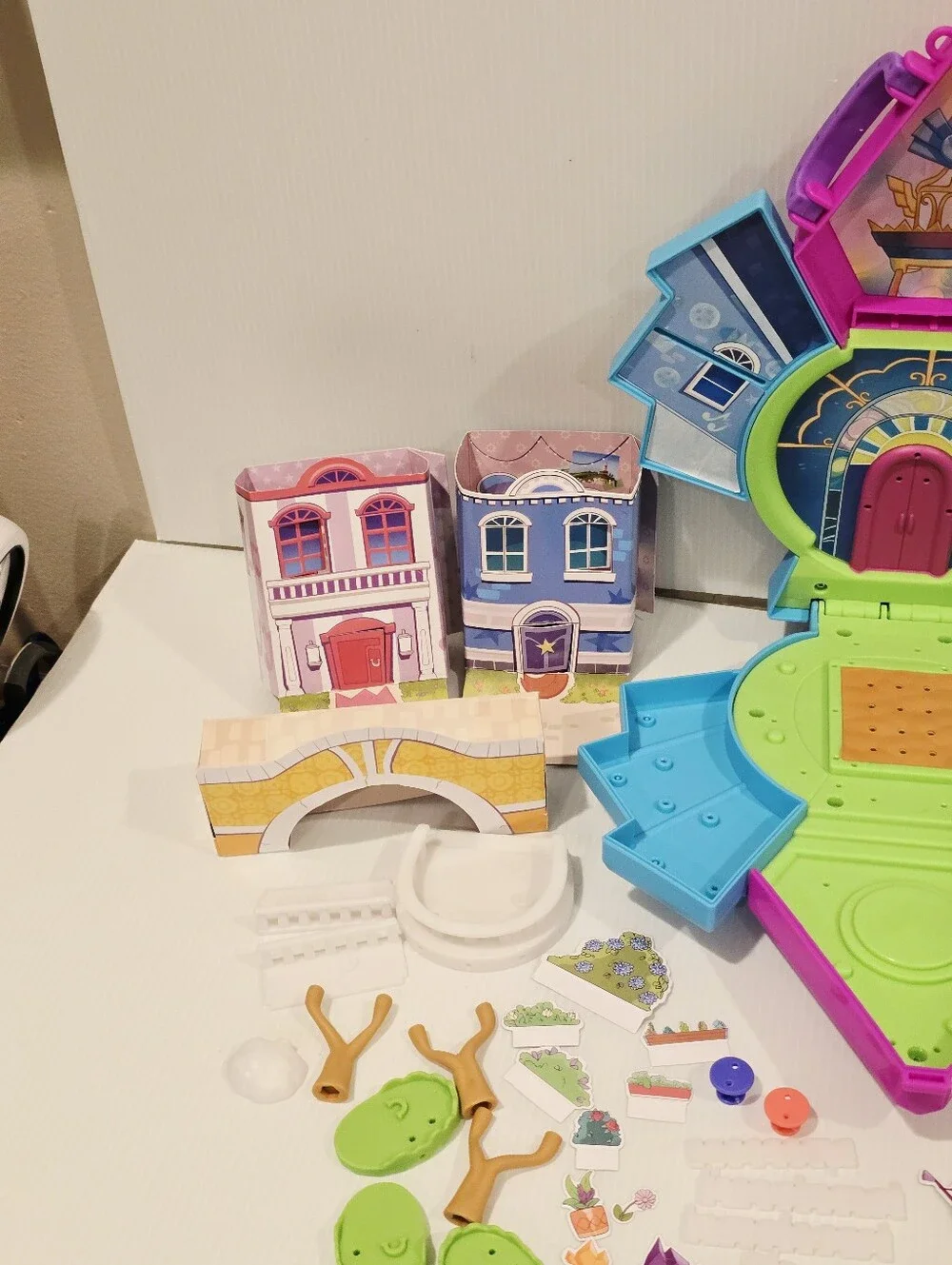 My Little Pony Mini World Magic Epic Mini Crystal Brighthouse Playset